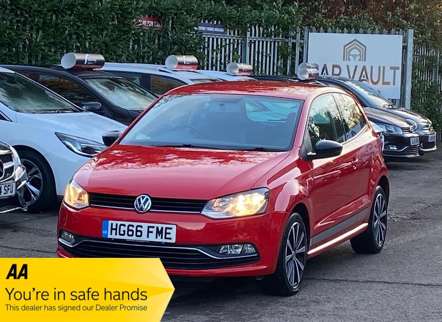 Used Volkswagen Polo 2016 for sale - 76666554: Photo 1