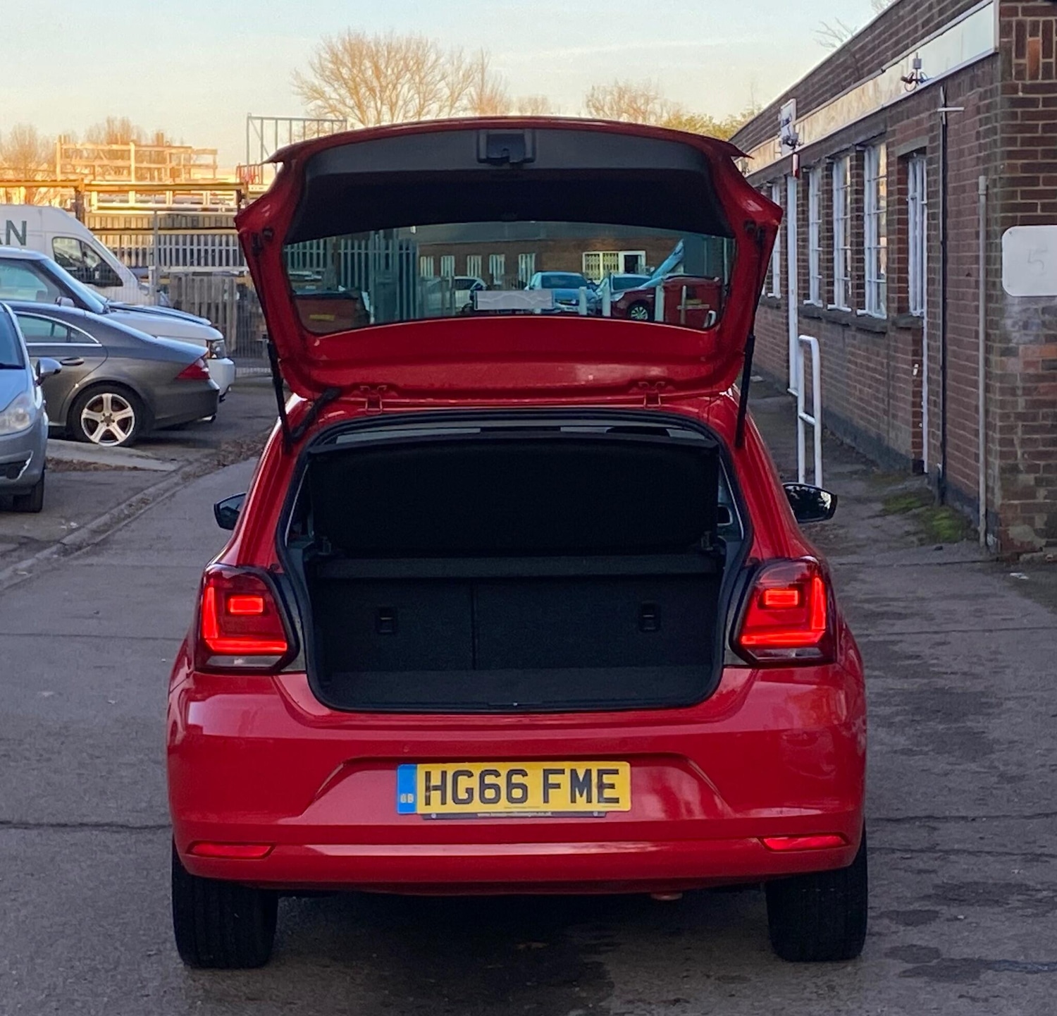 Used Volkswagen Polo 2016 for sale - 76666554: Photo 15