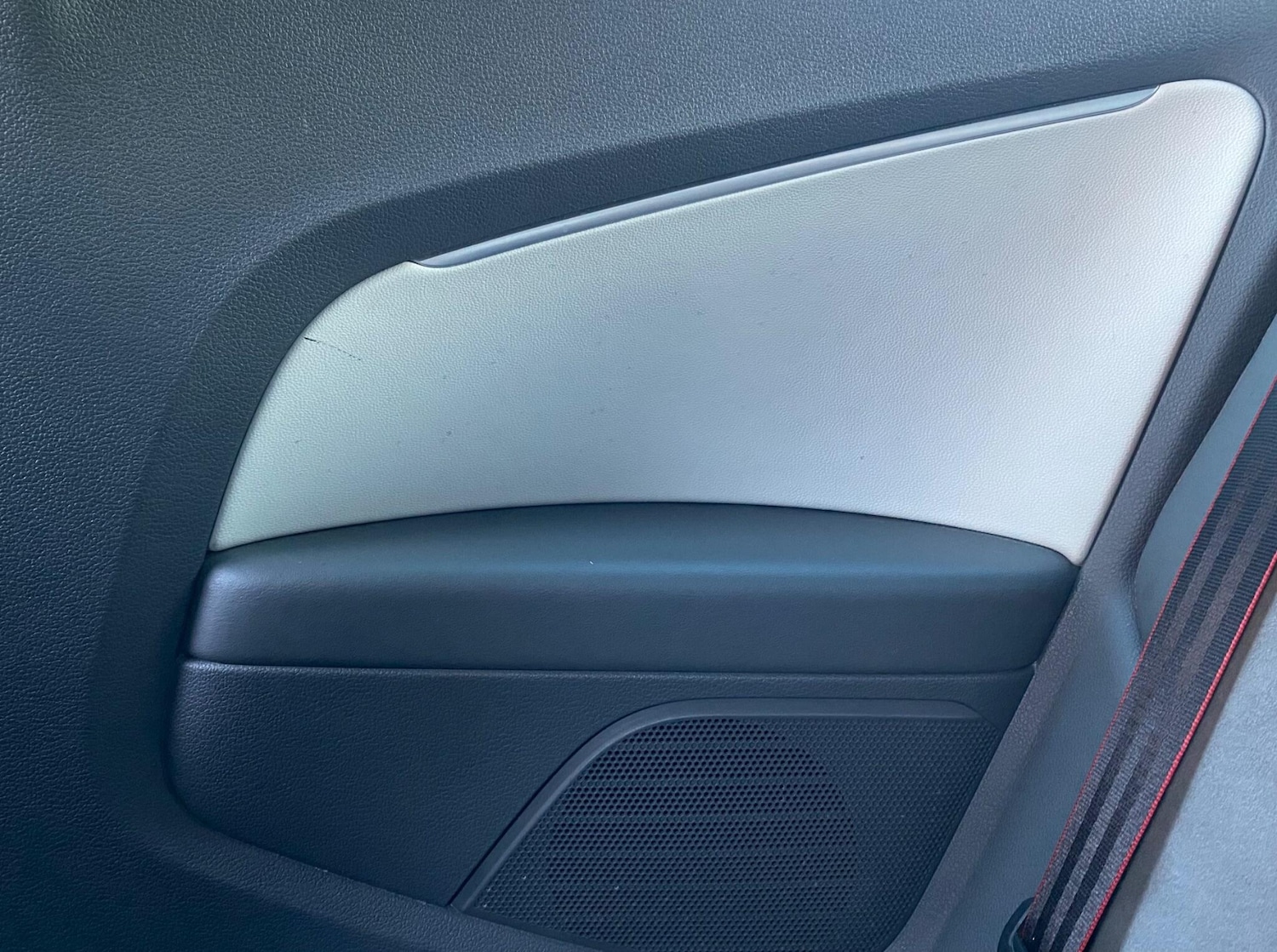 Used Volkswagen Polo 2016 for sale - 76666554: Photo 33