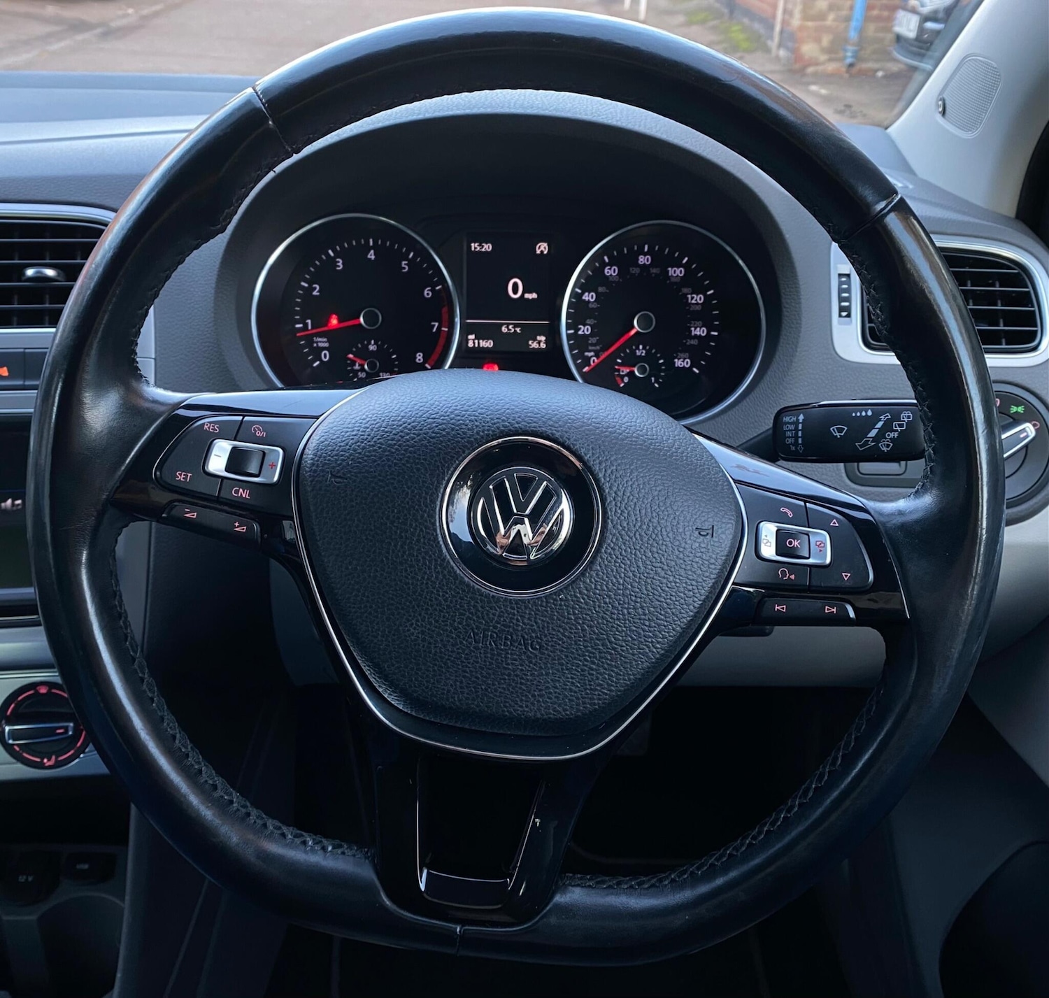 Used Volkswagen Polo 2016 for sale - 76666554: Photo 37