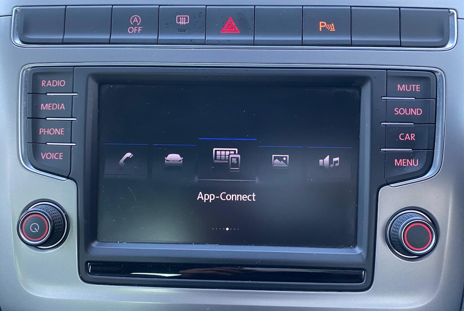 Used Volkswagen Polo 2016 for sale - 76666554: Photo 39