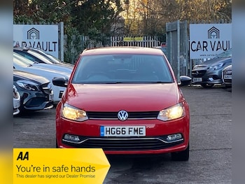 Used Volkswagen Polo 2016 for sale - 76666554: Photo