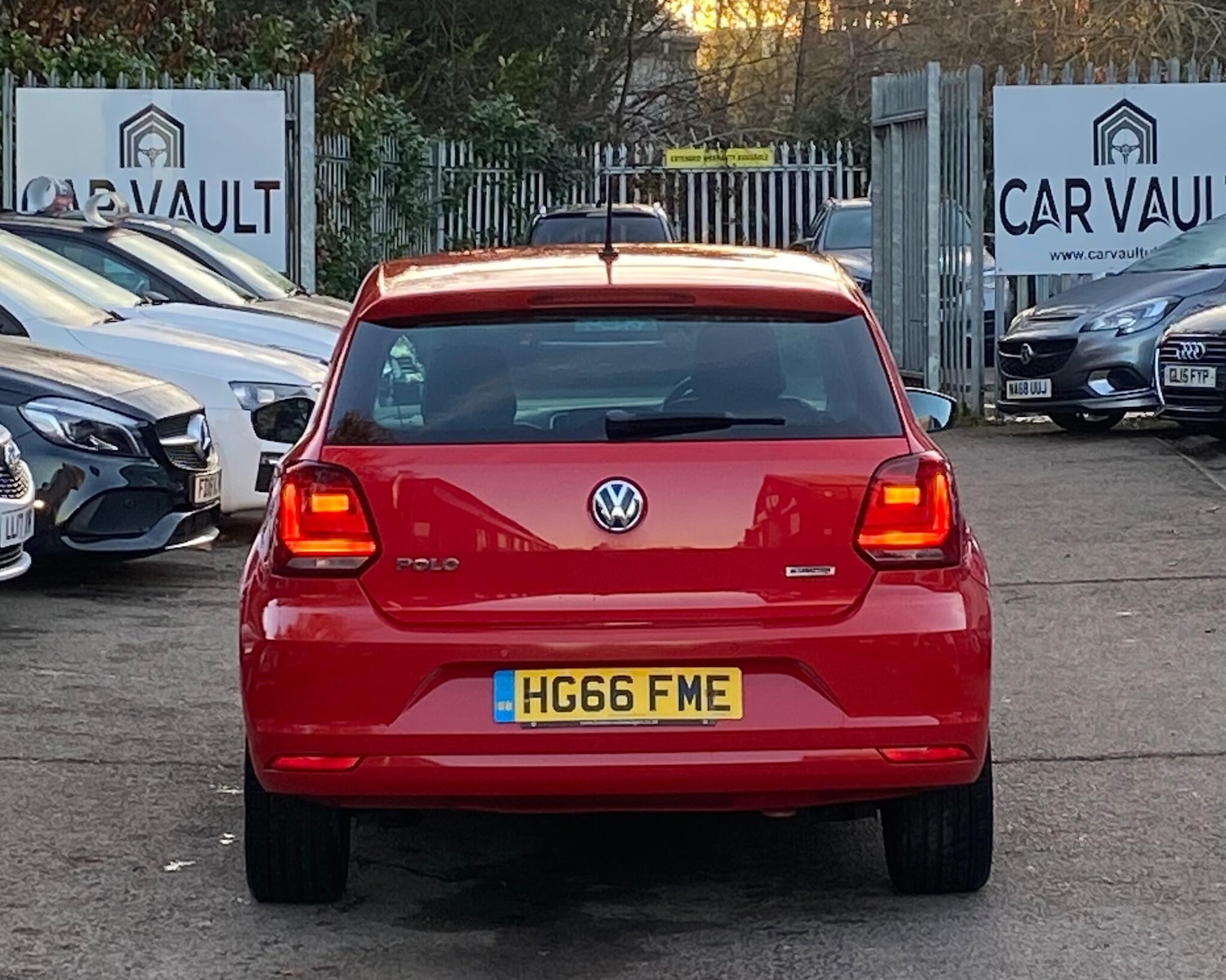 Used Volkswagen Polo 2016 for sale - 76666554: Photo 7