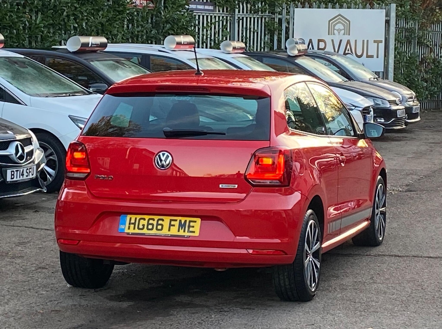 Used Volkswagen Polo 2016 for sale - 76666554: Photo 8