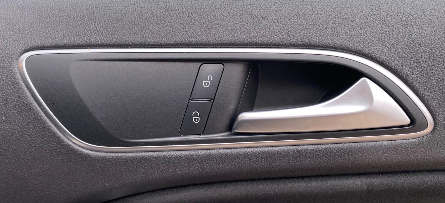 Used Mercedes-Benz A-Class 2015 for sale - 76370701: Photo 23