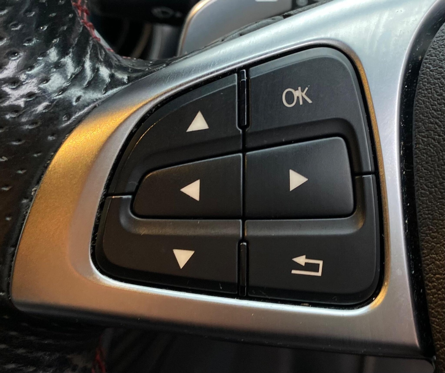 Used Mercedes-Benz A-Class 2015 for sale - 76370701: Photo 29