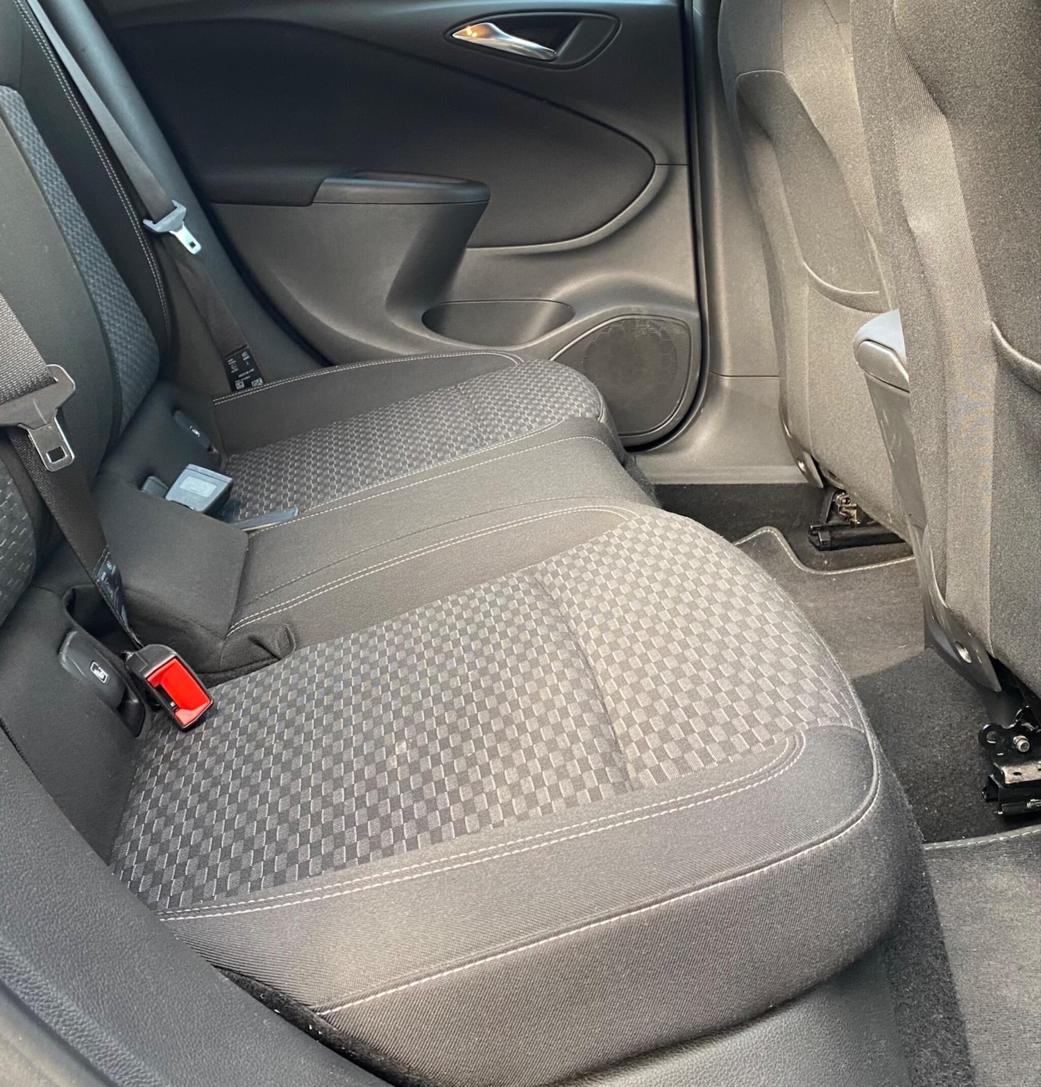 Used Vauxhall Astra 2016 for sale - 76659080: Photo 19