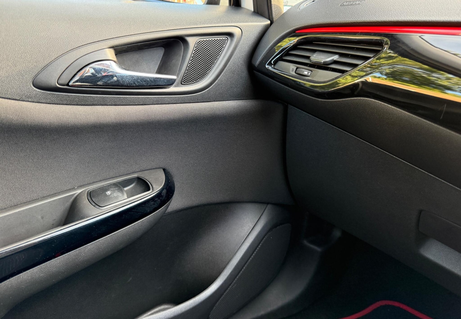 Used Vauxhall Corsa 2016 for sale - 76370935: Photo 50