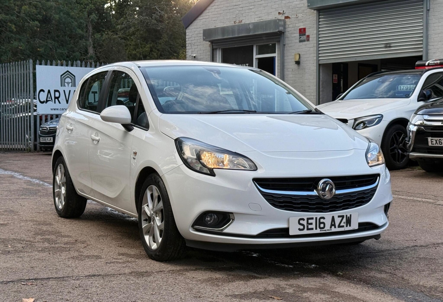 Used Vauxhall Corsa 2016 for sale - 76370935: Photo 8