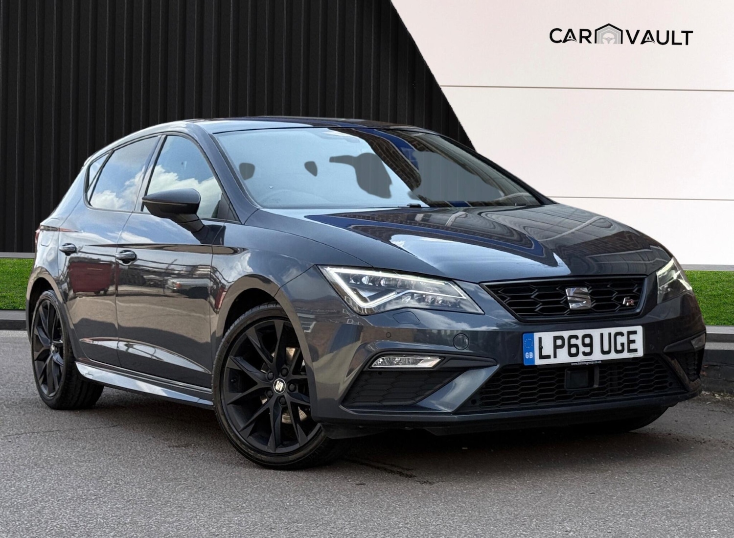 Used SEAT Leon 2020 for sale - 76371582: Photo 1