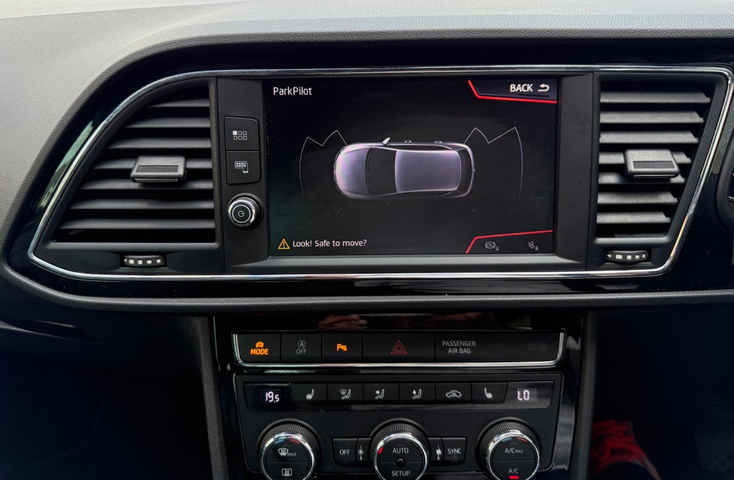 Used SEAT Leon 2020 for sale - 76371582: Photo 17