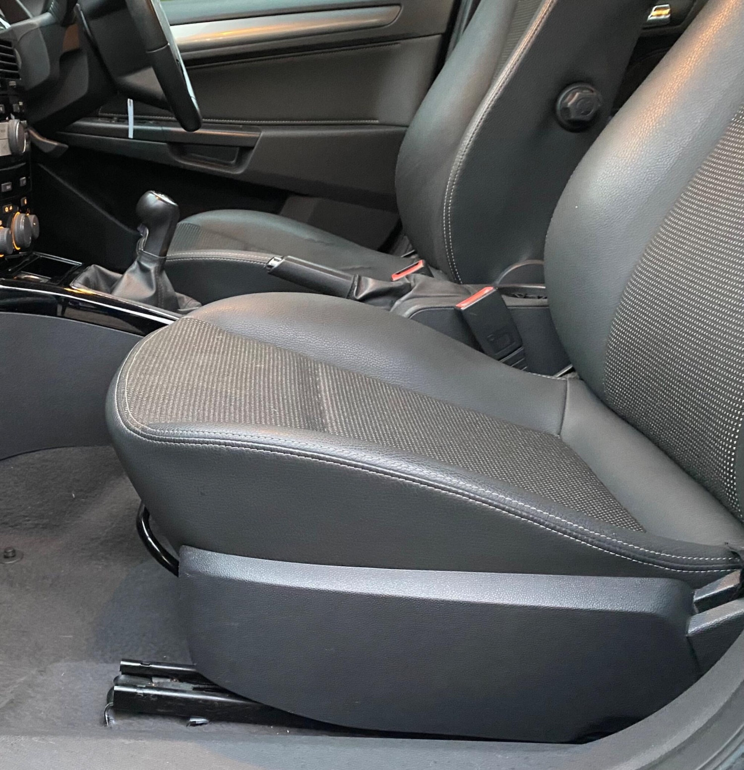 Used Vauxhall Astra 2010 for sale - 76472614: Photo 18