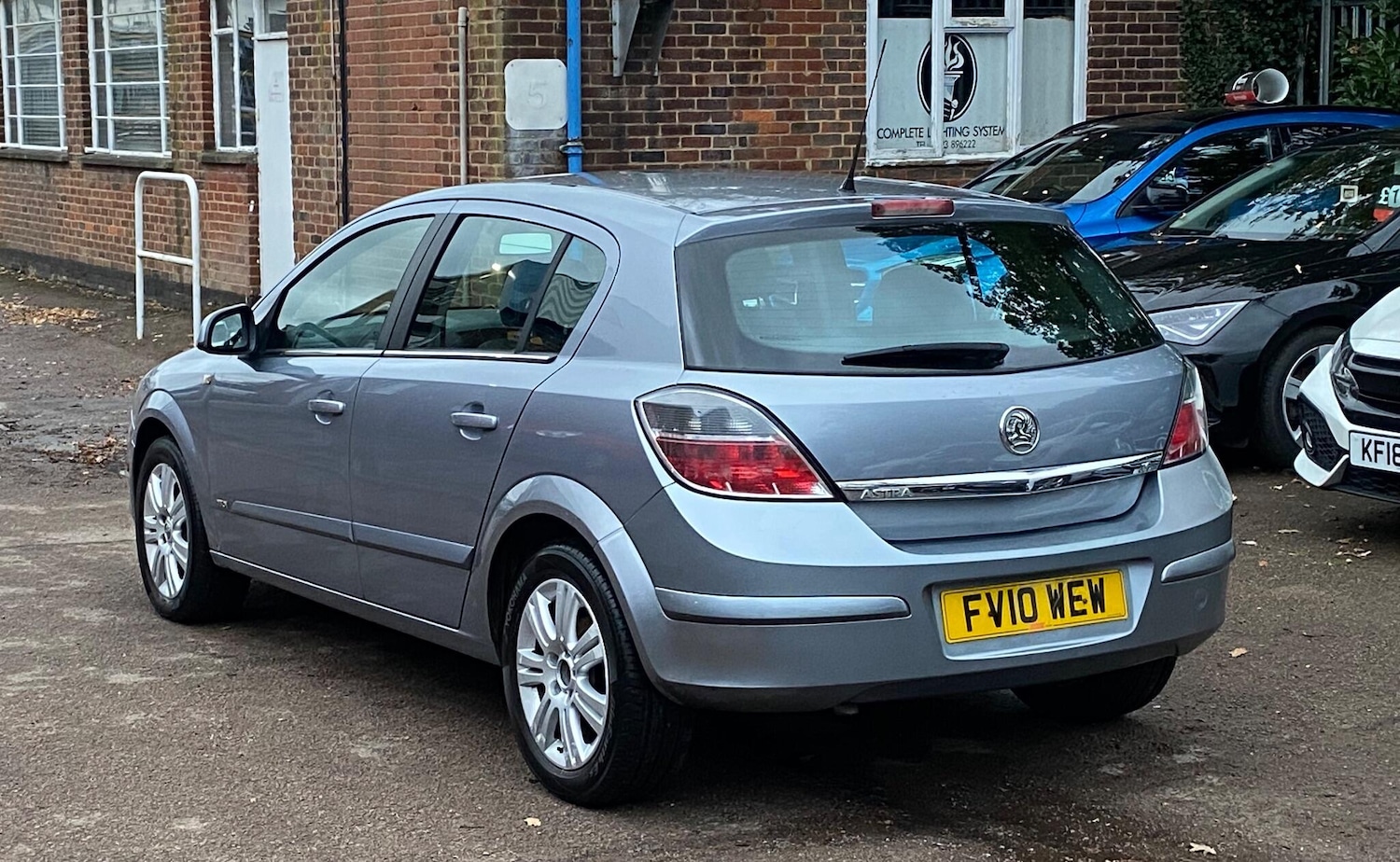 Used Vauxhall Astra 2010 for sale - 76472614: Photo 4