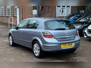 Used Vauxhall Astra 2010 for sale - 76472614: Photo