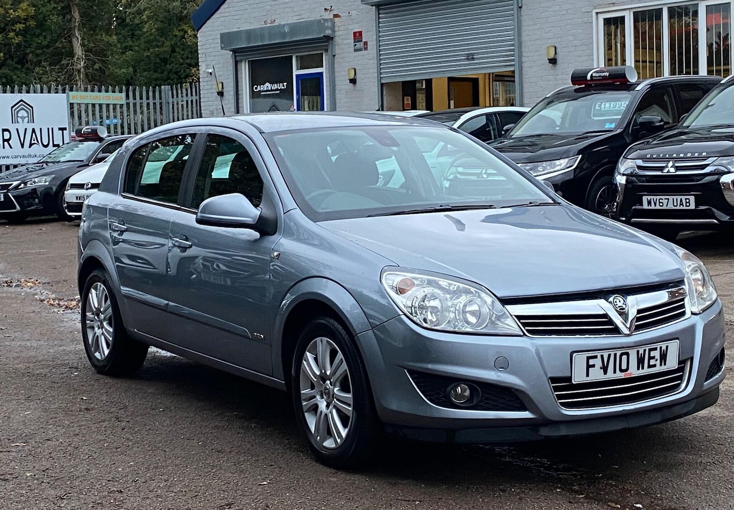 Used Vauxhall Astra 2010 for sale - 76472614: Photo 5