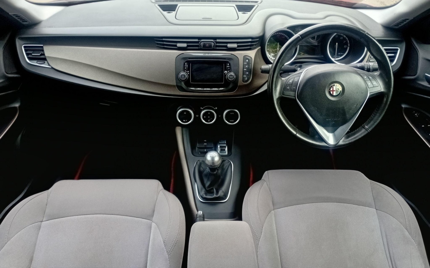 Used Alfa Romeo Giulietta 2014 for sale - 76441248: Photo 17