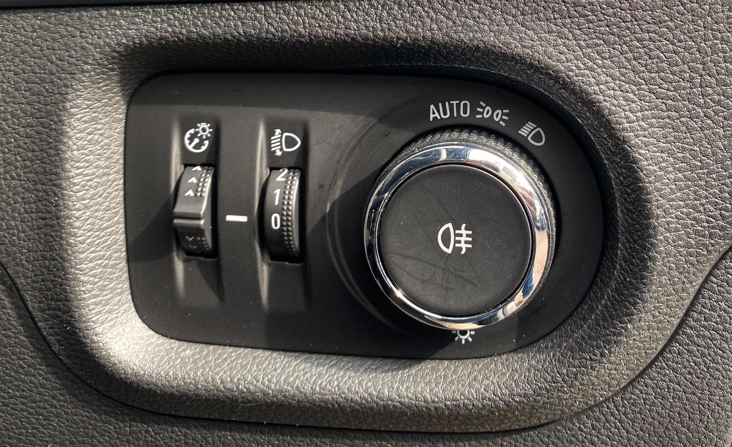 Used Vauxhall Astra 2016 for sale - 76370222: Photo 35
