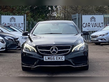 Used Mercedes-Benz E Class 2016 for sale - 76659220: Photo