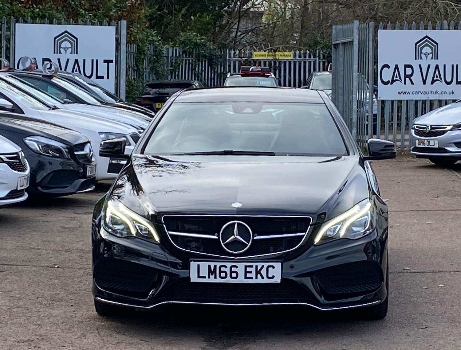 Used Mercedes-Benz E Class 2016 for sale - 76659220: Photo 39