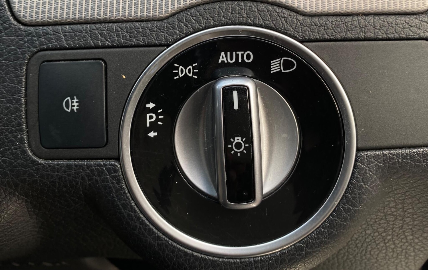 Used Mercedes-Benz E Class 2016 for sale - 76659220: Photo 45