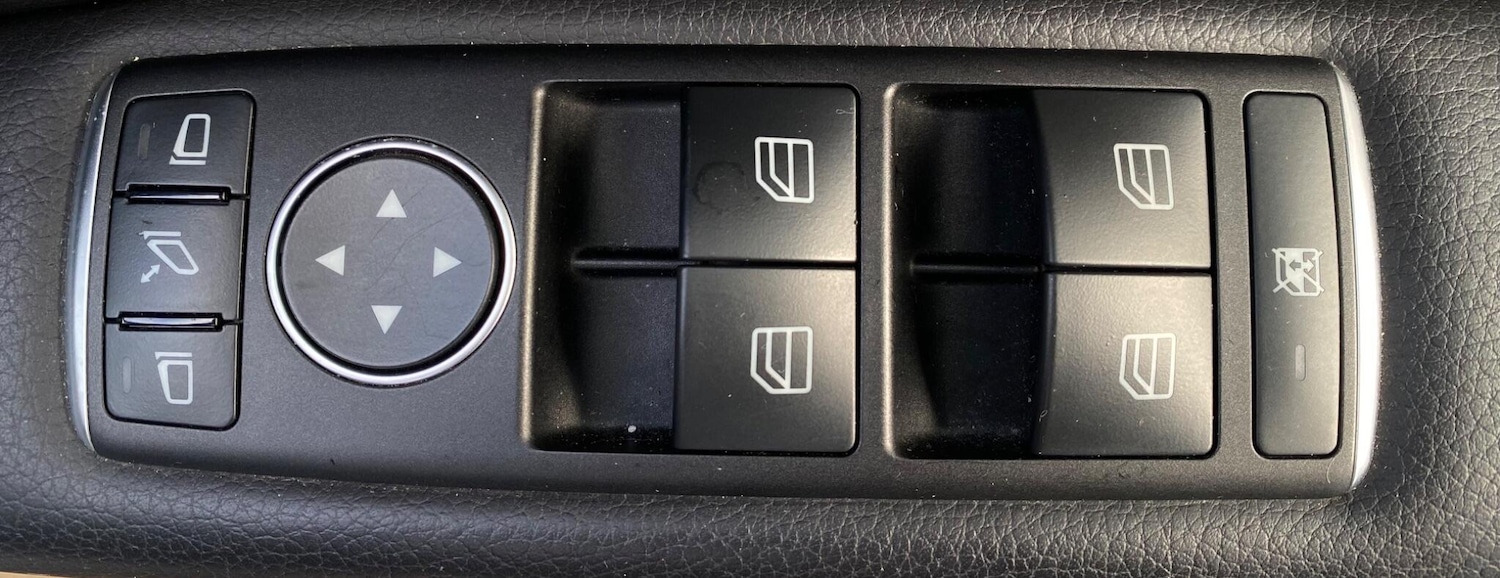 Used Mercedes-Benz E Class 2016 for sale - 76659220: Photo 46