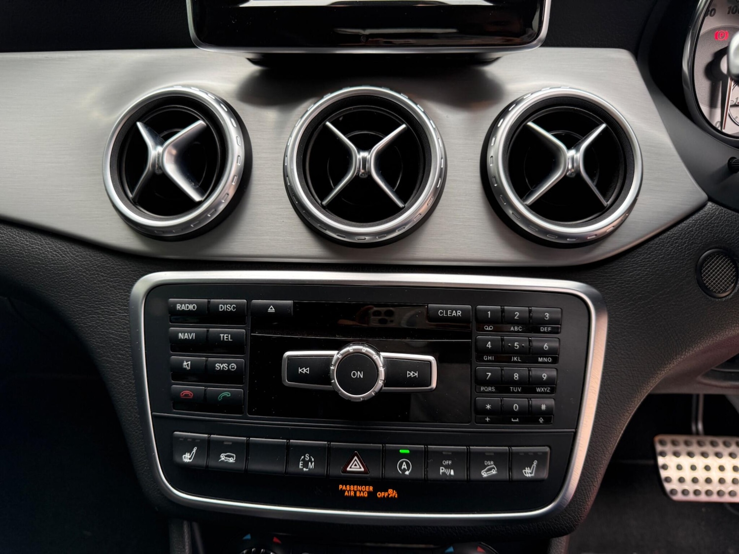 Used Mercedes-Benz GLA 2015 for sale - 76370295: Photo 27