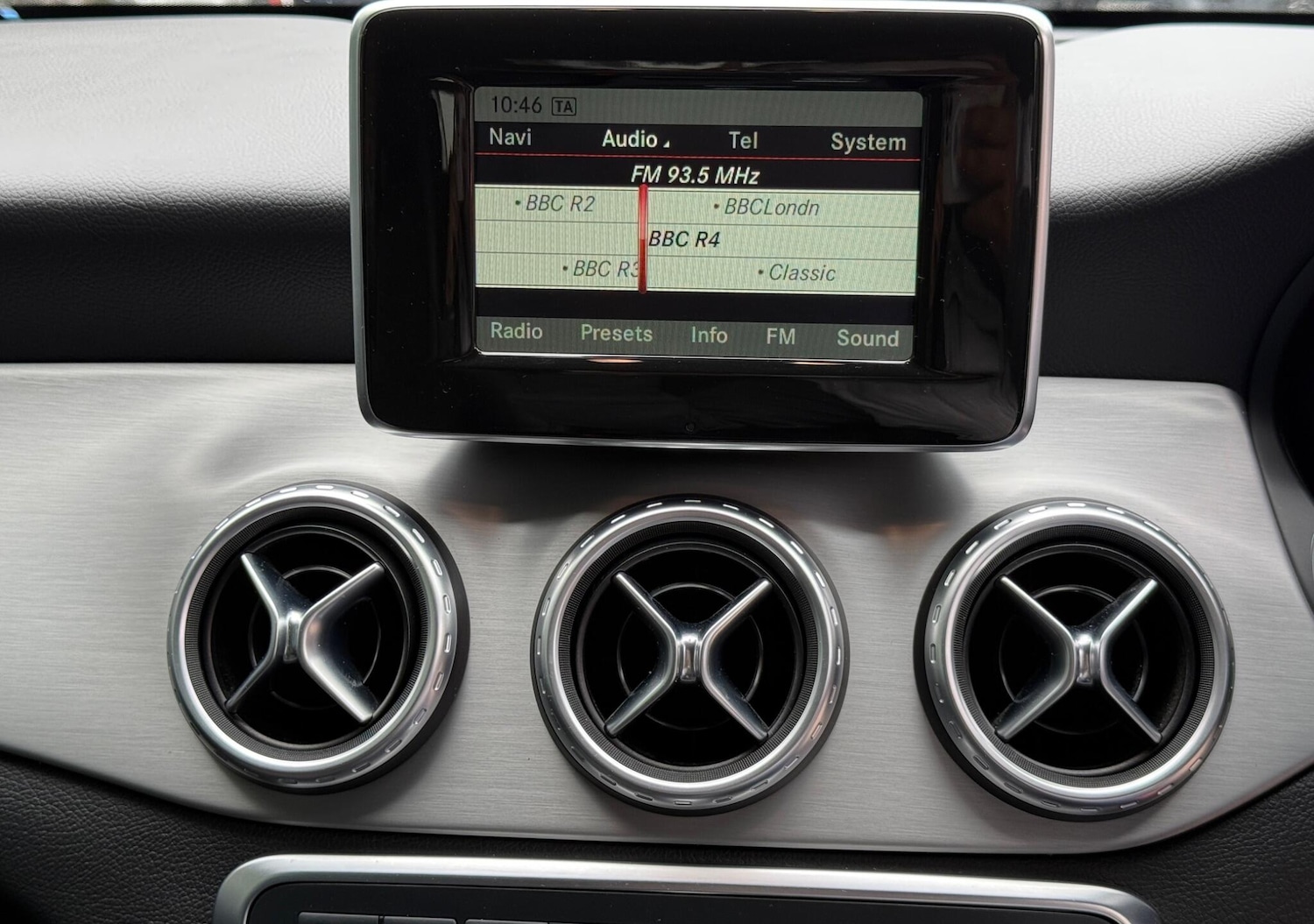 Used Mercedes-Benz GLA 2015 for sale - 76370295: Photo 52