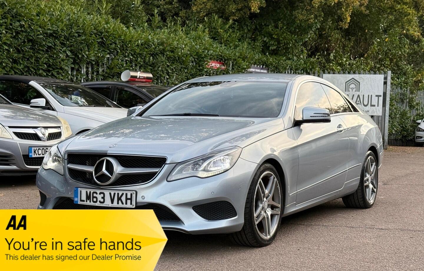 Used Mercedes-Benz E Class 2013 for sale - 76370475: Photo 1