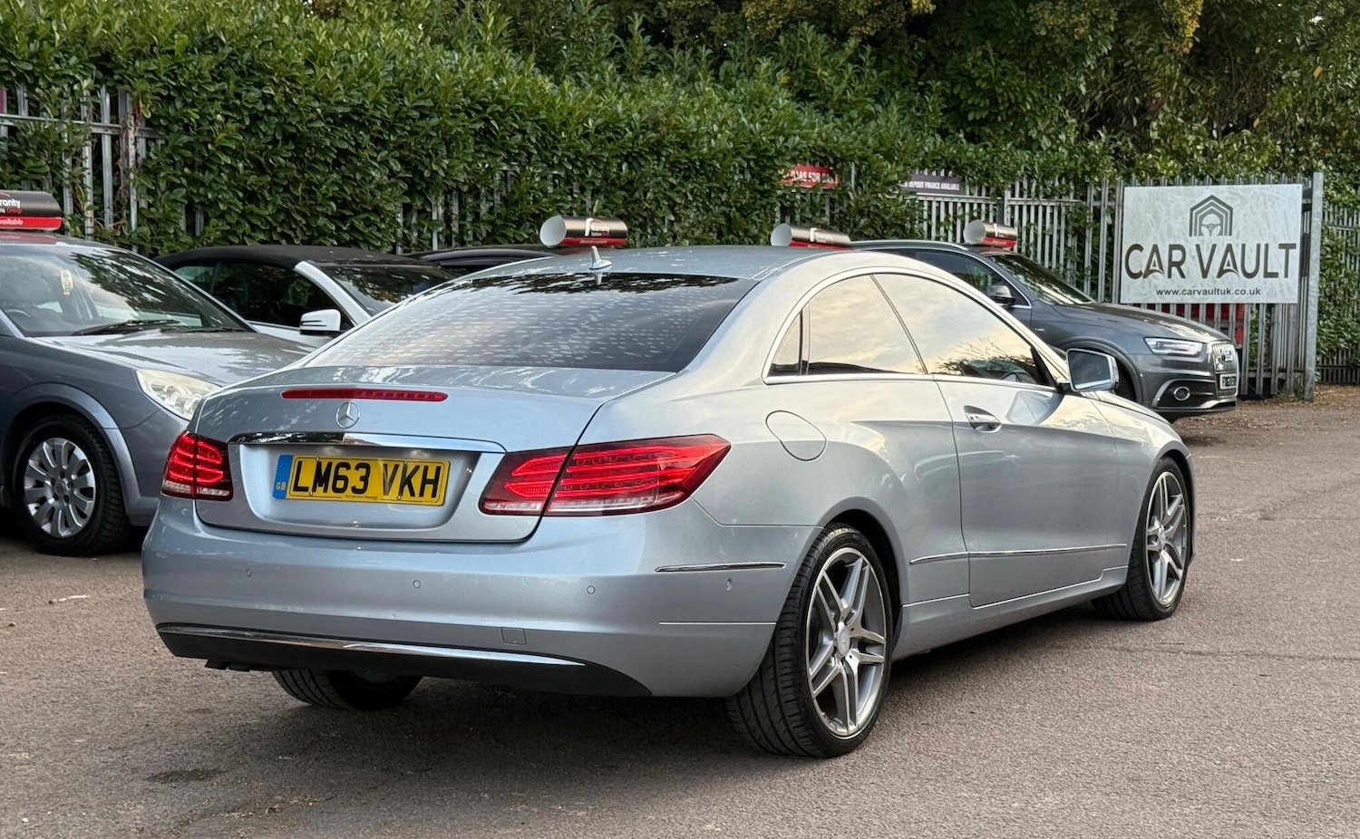 Used Mercedes-Benz E Class 2013 for sale - 76370475: Photo 10