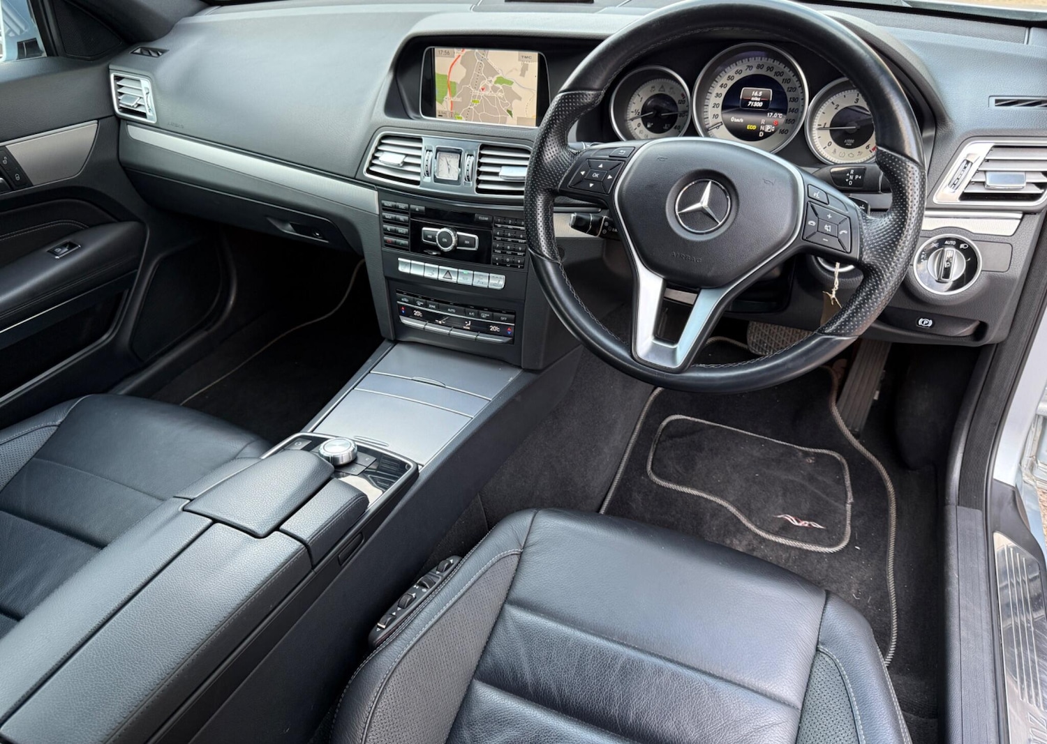 Used Mercedes-Benz E Class 2013 for sale - 76370475: Photo 14