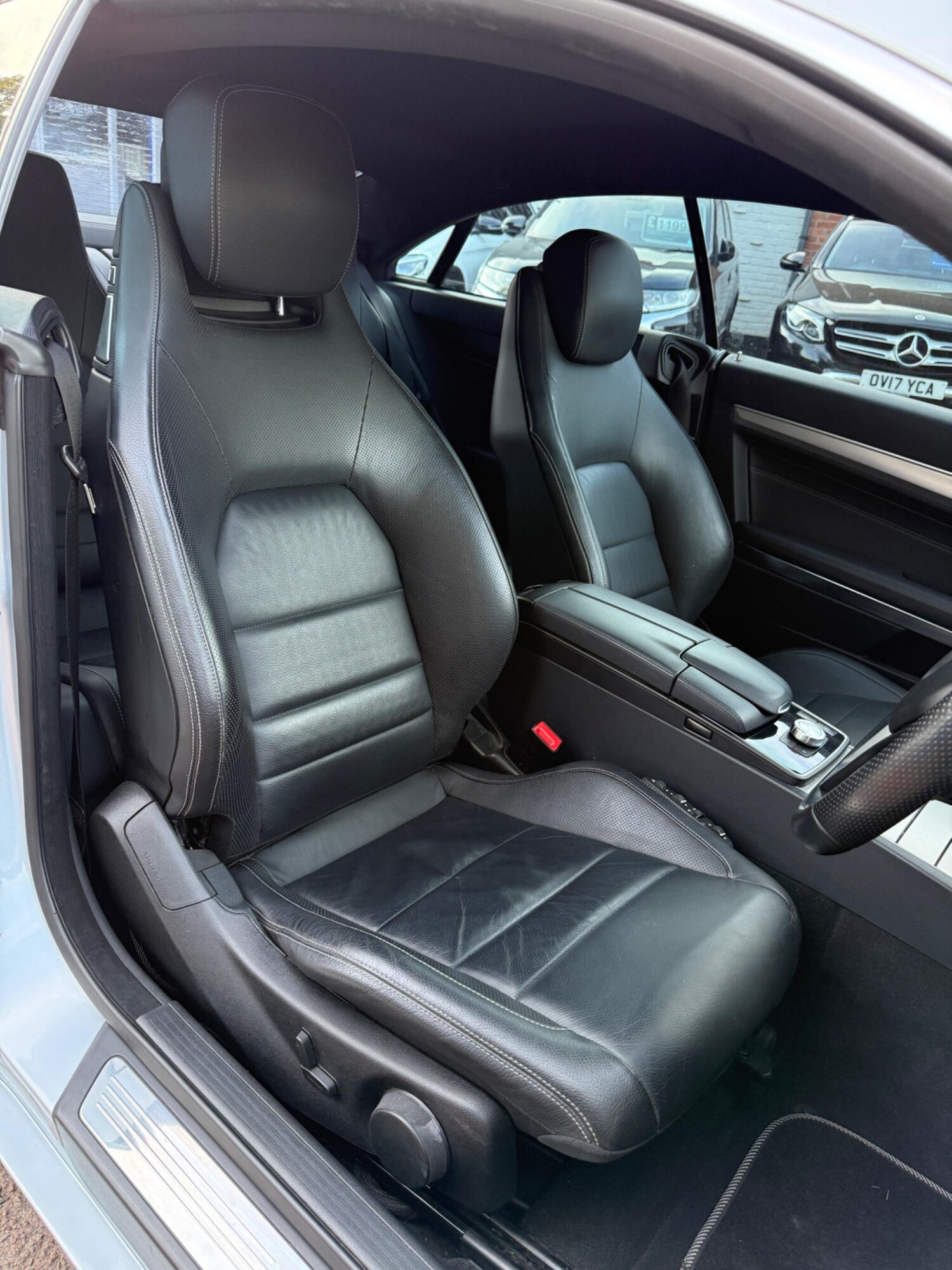 Used Mercedes-Benz E Class 2013 for sale - 76370475: Photo 18