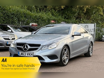 Used Mercedes-Benz E Class 2013 for sale - 76370475: Photo