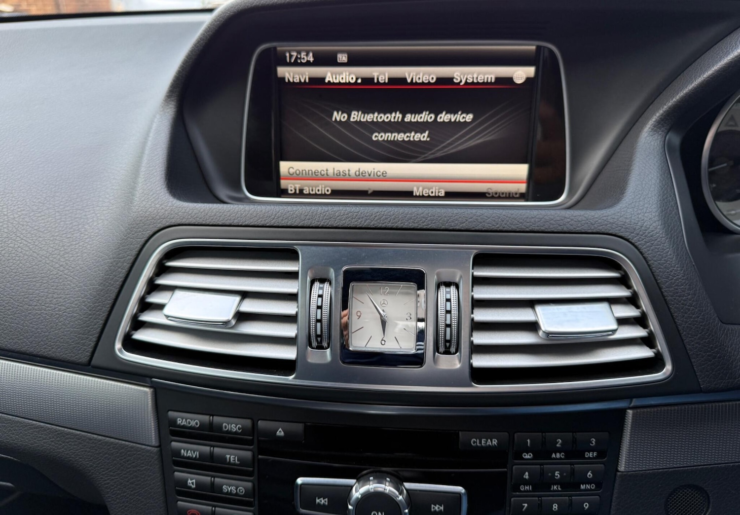 Used Mercedes-Benz E Class 2013 for sale - 76370475: Photo 48