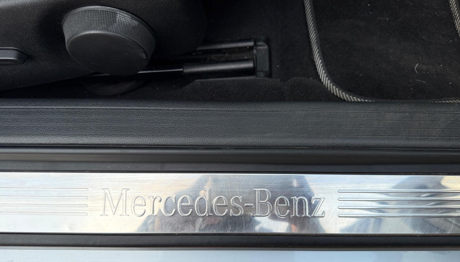 Used Mercedes-Benz E Class 2013 for sale - 76370475: Photo 64