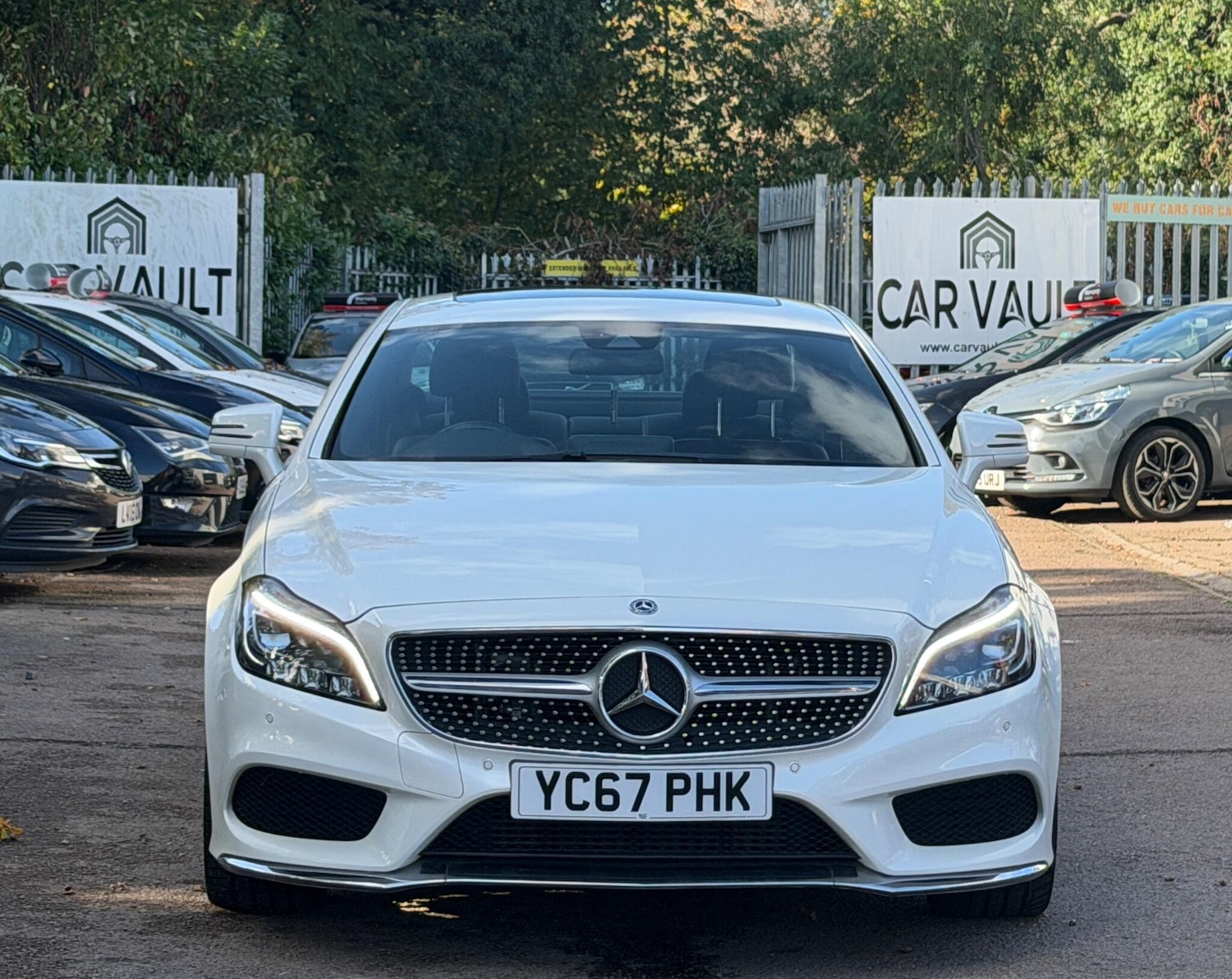 Used Mercedes-Benz CLS 2017 for sale - 76371308: Photo 2