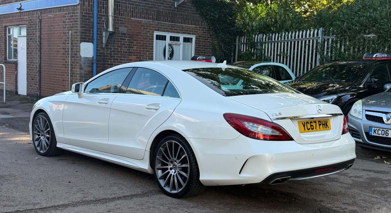 Used Mercedes-Benz CLS 2017 for sale - 76371308: Photo 8