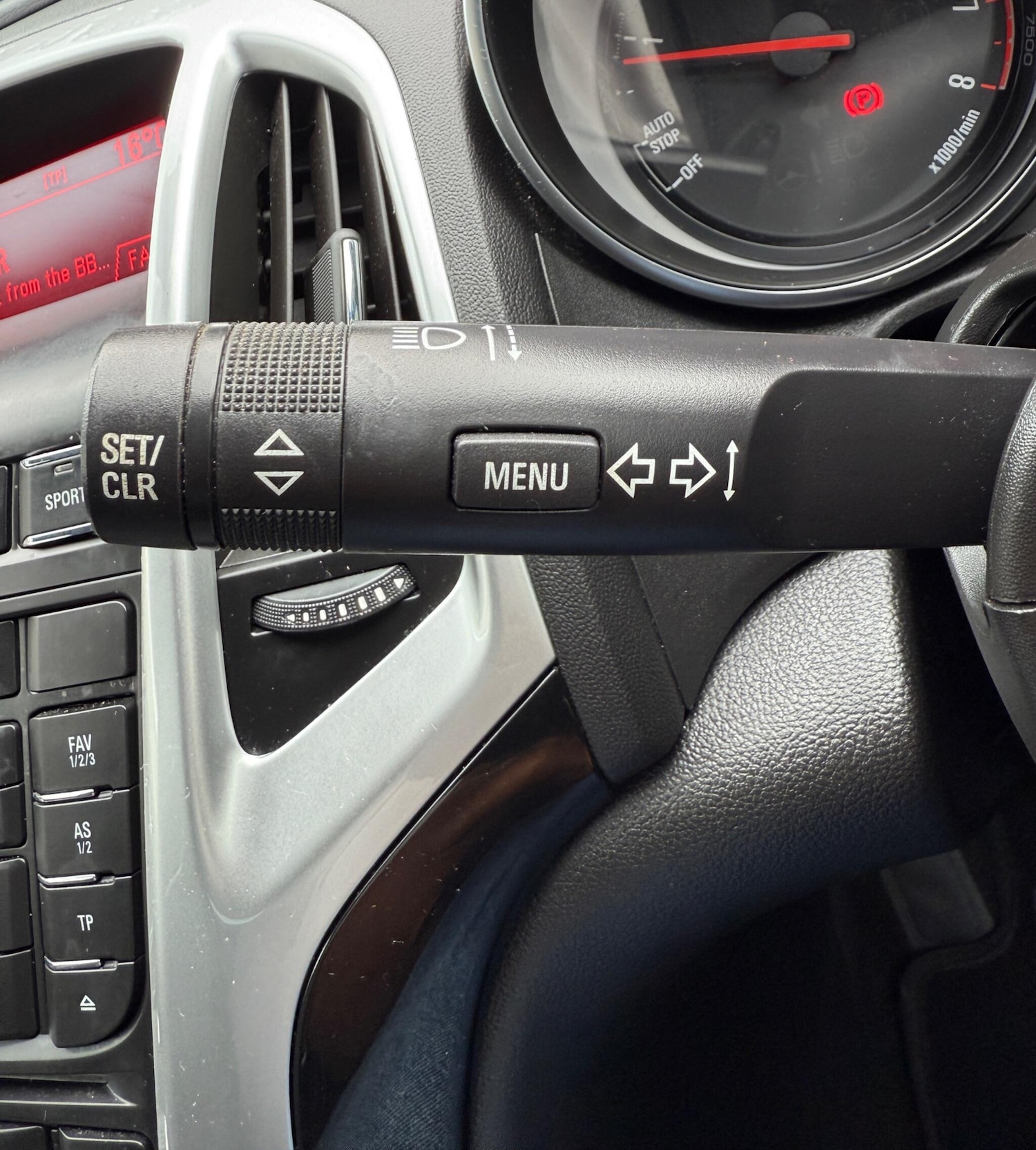 Used Vauxhall Astra GTC 2015 for sale - 76440426: Photo 28