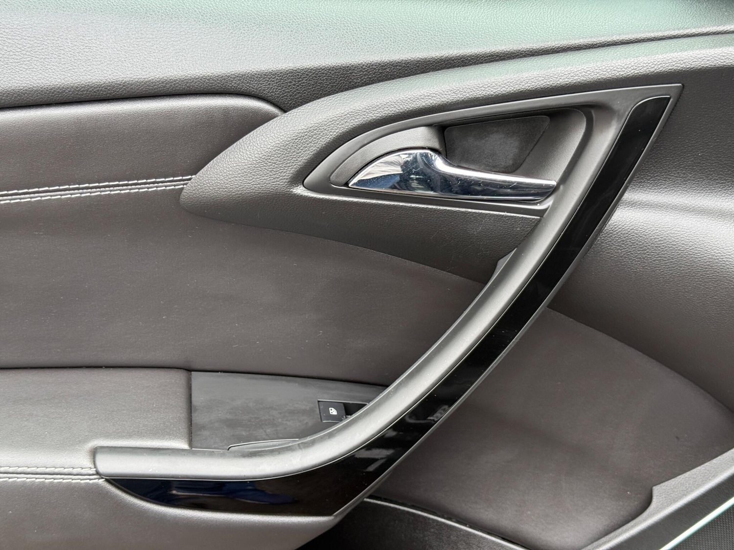 Used Vauxhall Astra GTC 2015 for sale - 76440426: Photo 42