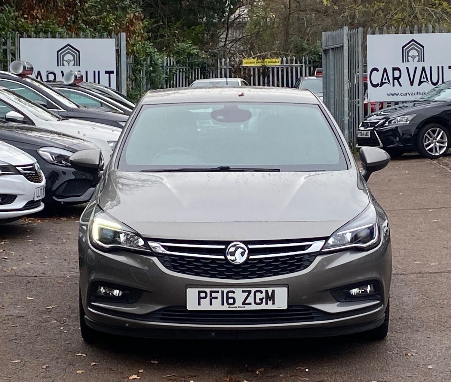 Used Vauxhall Astra 2016 for sale - 76573727: Photo 2