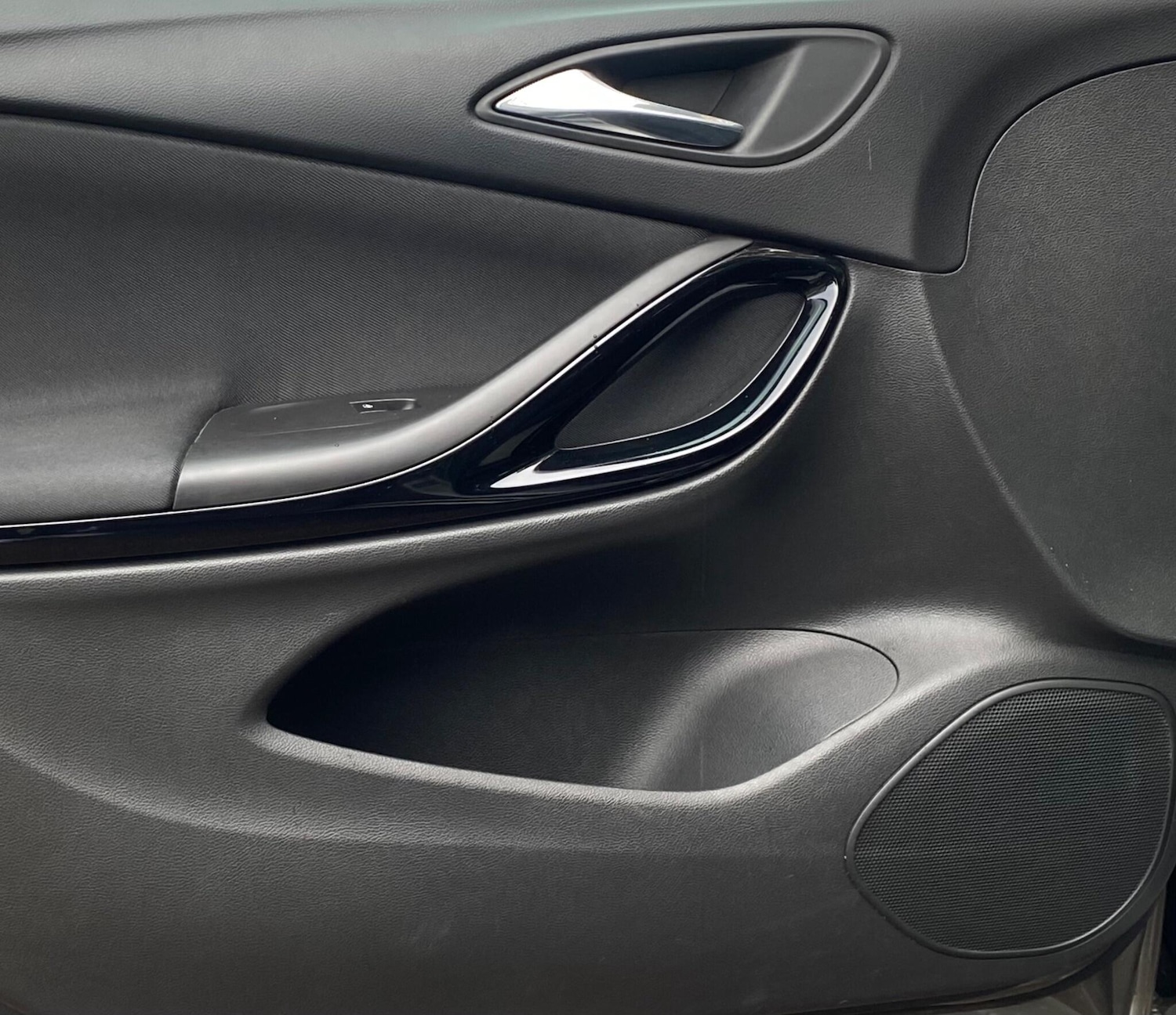 Used Vauxhall Astra 2016 for sale - 76573727: Photo 50