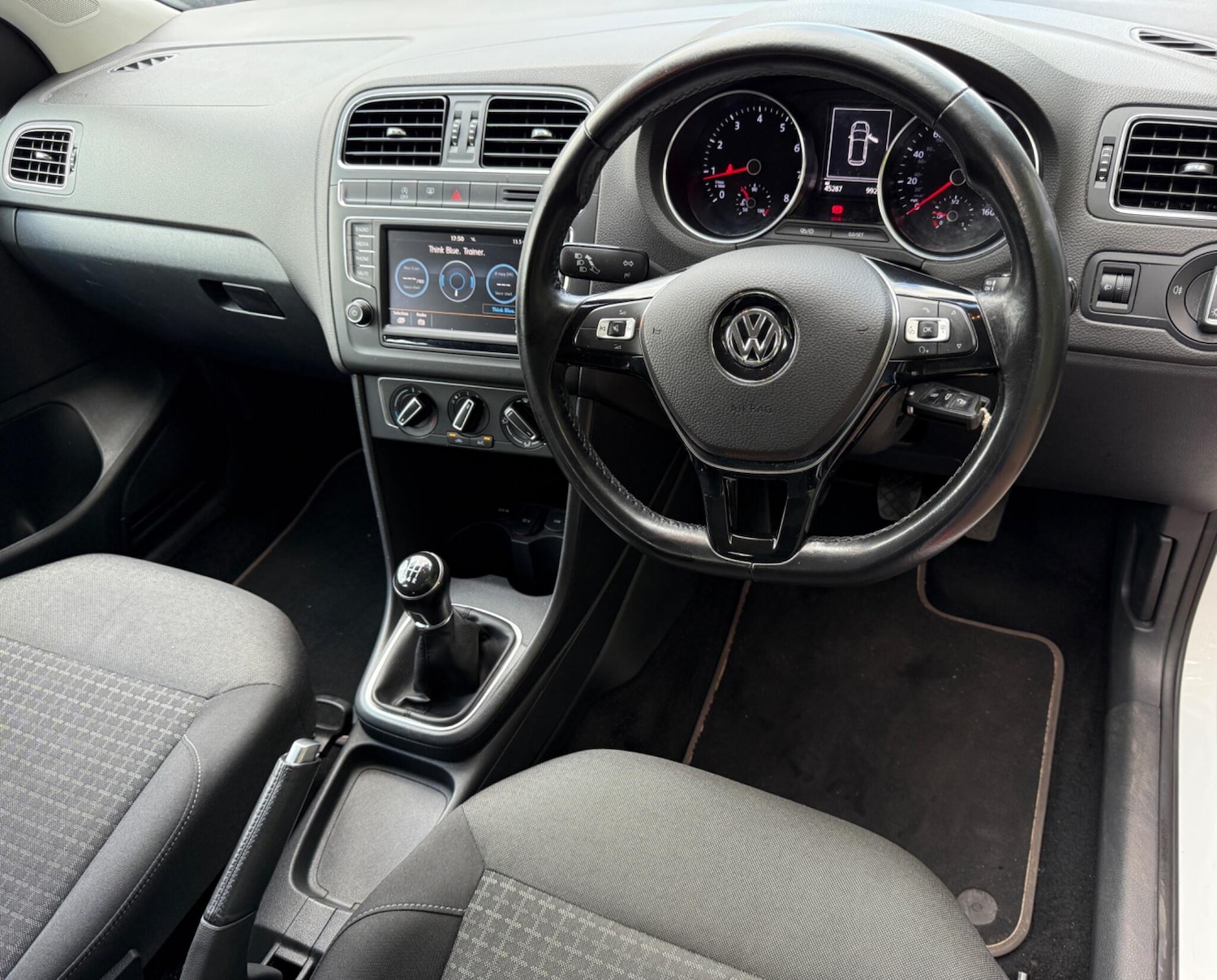 Used Volkswagen Polo 2016 for sale - 76370098: Photo 18