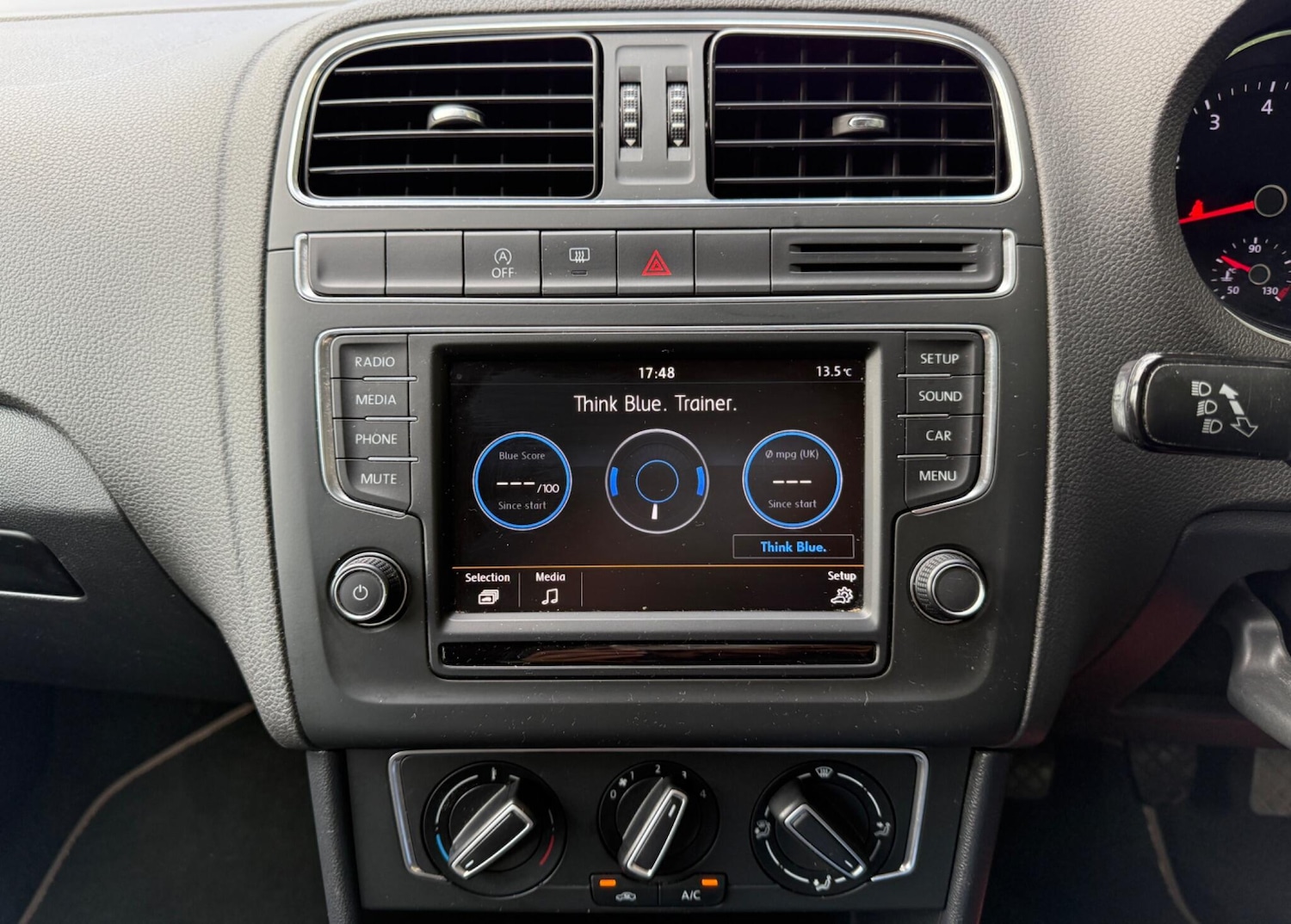 Used Volkswagen Polo 2016 for sale - 76370098: Photo 45
