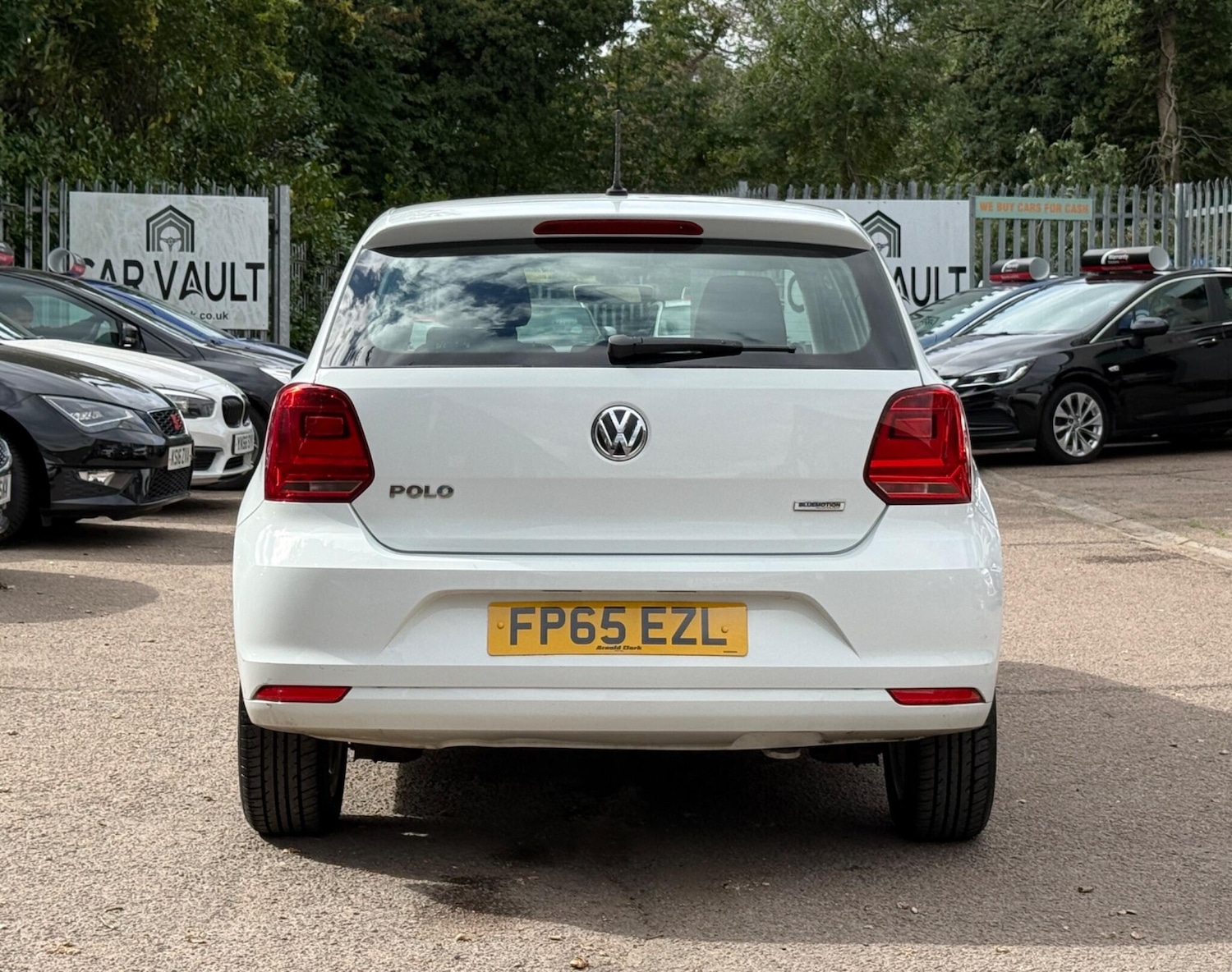 Used Volkswagen Polo 2016 for sale - 76370098: Photo 9