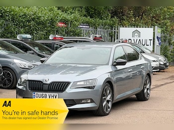 Used Skoda Superb 2018 for sale - 76371331: Photo