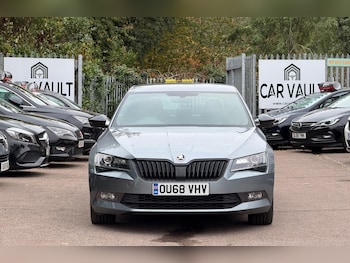 Used Skoda Superb 2018 for sale - 76371331: Photo