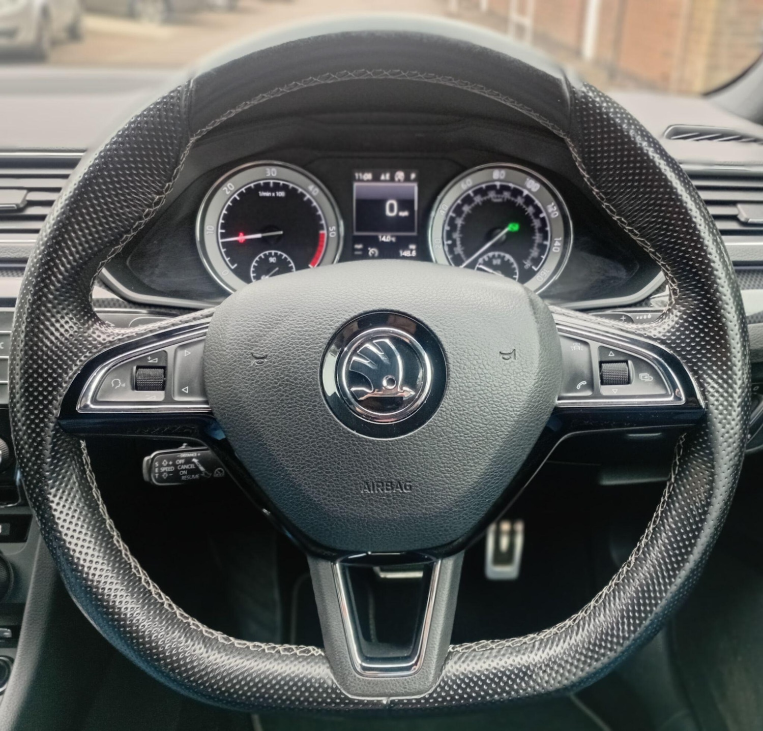 Used Skoda Superb 2018 for sale - 76371331: Photo 33