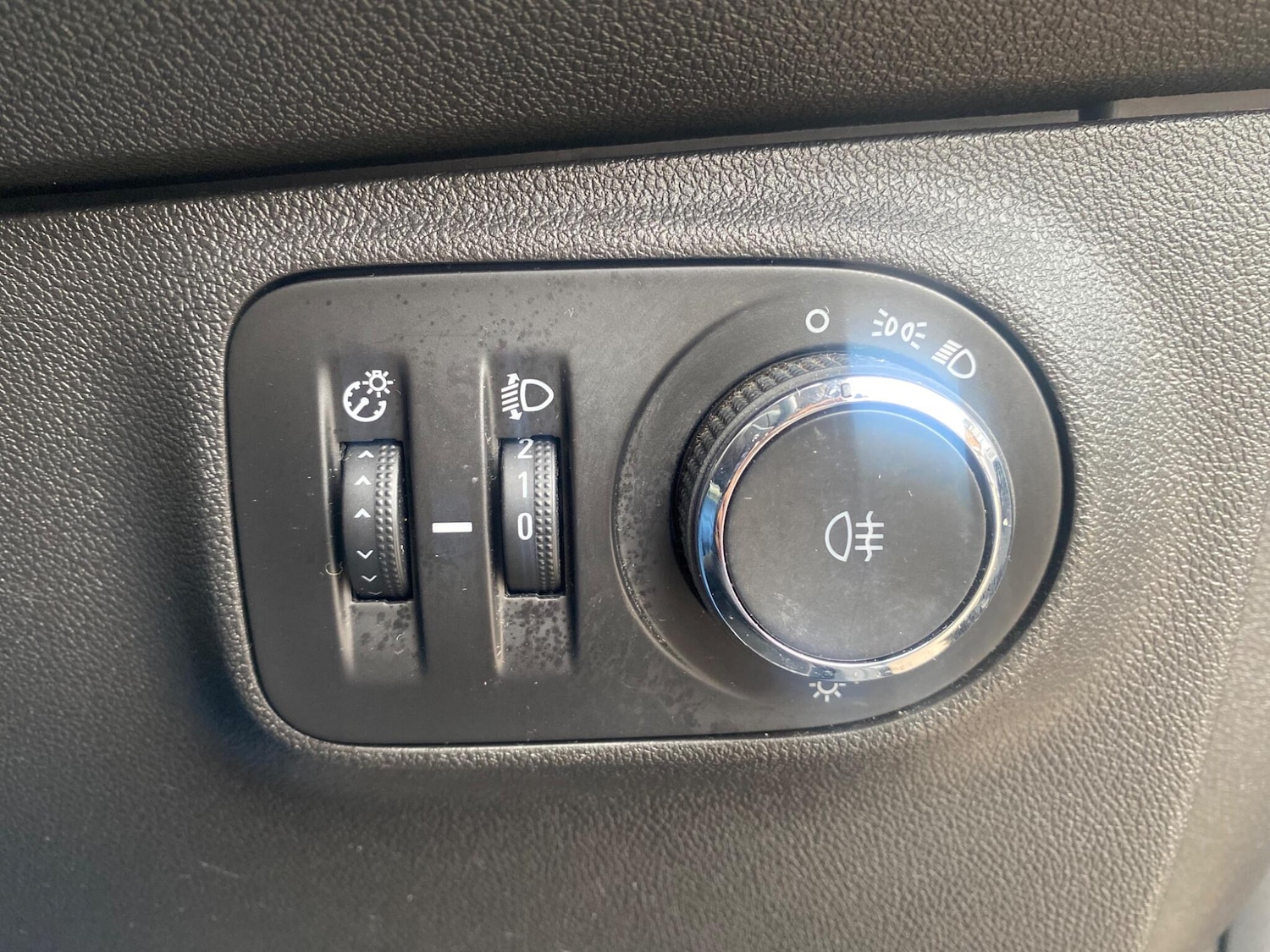 Used Vauxhall Corsa 2017 for sale - 76370599: Photo 33