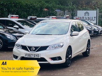 2017 (67) - 1.5 dCi N-Connecta 5dr [Smart Vision/AVM]