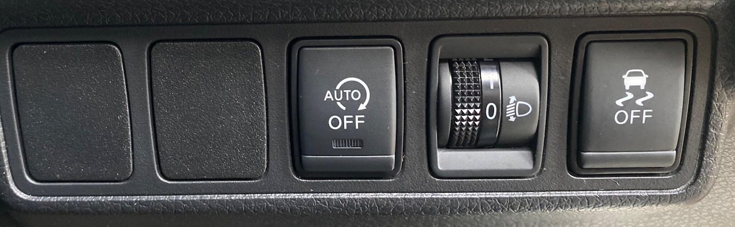 Used Nissan Pulsar 2017 for sale - 76472847: Photo 57