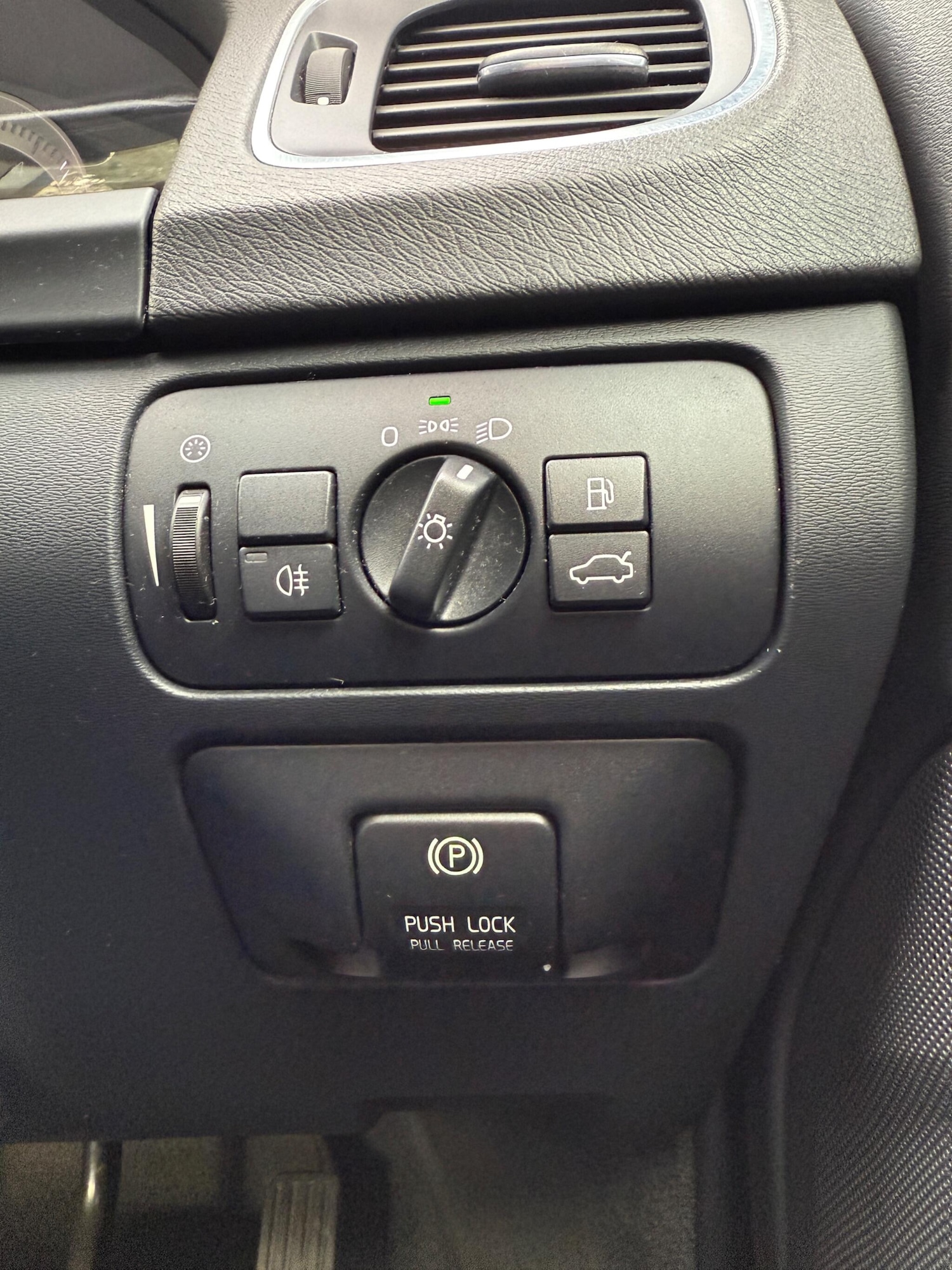 Used Volvo S60 2012 for sale - 76370215: Photo 29